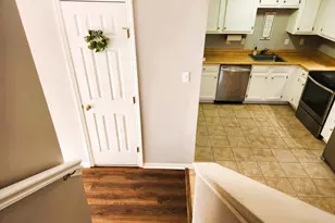 557 Cascade Way, Frederick, MD 21703 - Photo 9