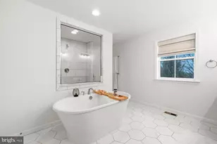 2758 Hillfield Dr, Frederick, MD 21702 - Photo 7