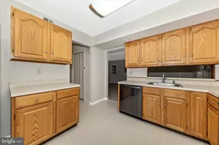 2765 Loch Haven Dr, Ijamsville, MD 21754 - Photo 11