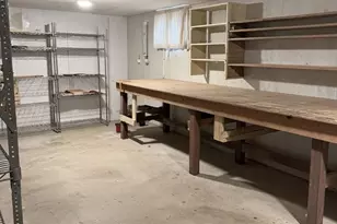 7321 Parkview Dr, Frederick, MD 21702 - Photo 11