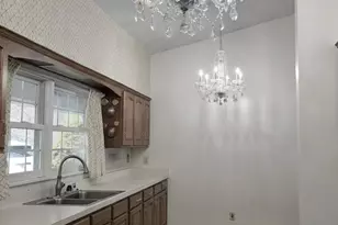 7321 Parkview Dr, Frederick, MD 21702 - Photo 9