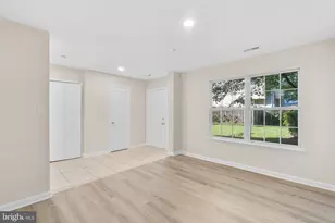 111 Cavenrock Ct, Frederick, MD 21702 - Photo 5