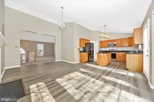 1012 Dulaney Mill Dr, Frederick, MD 21702 - Photo 11