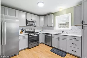 1159 Daffodil Dr, Frederick, MD 21703 - Photo 7