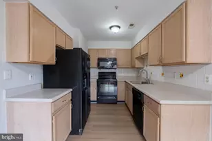 107 Bishopstone Cir, Frederick, MD 21702 - Photo 11