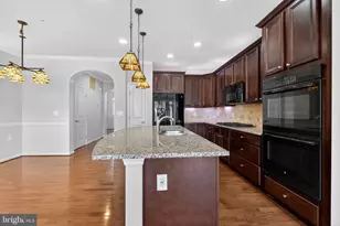 3046 Palatine Dr, Frederick, MD 21701 - Photo 3