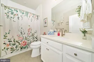 2821 Camomile Drive E, Frederick, MD 21704 - Photo 31