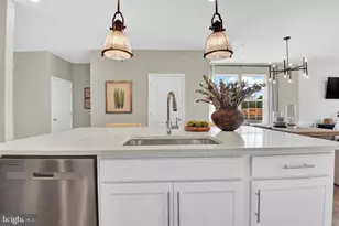 491 Hanson St, Frederick, MD 21701 - Photo 5