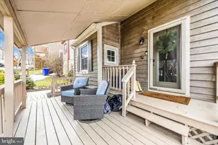 10739 Lake Point Ct, New Market, MD 21774 - Photo 5