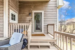 10739 Lake Point Ct, New Market, MD 21774 - Photo 9