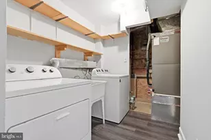 213 Wintergreen Ln, Brunswick, MD 21716 - Photo 17