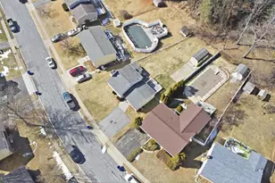 213 Wintergreen Ln, Brunswick, MD 21716 - Photo 25