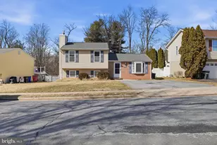 213 Wintergreen Ln, Brunswick, MD 21716 - Photo 1