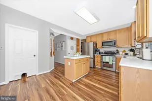 2033 Burnside Dr, Frederick, MD 21702 - Photo 11