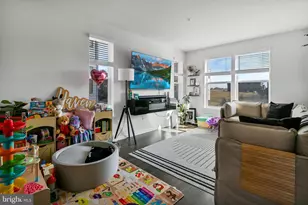 457 Tiller St, Frederick, MD 21701 - Photo 9