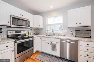 405 McClellan Dr, Frederick, MD 21702 - Photo 9