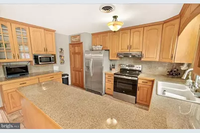 7203 Peekskill Drive, Frederick, MD 21702 - Photo 27