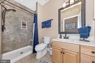 2520 Waterside Dr, Frederick, MD 21701 - Photo 53