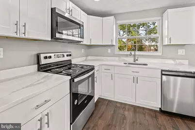 6592 Whetstone Drive, Frederick, MD 21703 - Photo 7