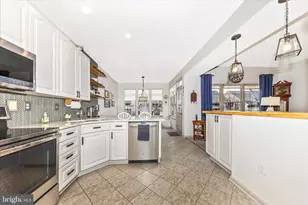 2205 Garden Ln, Frederick, MD 21701 - Photo 11