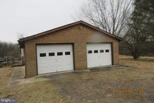 2809 Fry Rd, Jefferson, MD 21755 - Photo 3