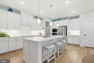 2605 Broadleaf Dr, Frederick, MD 21702 - Photo 7