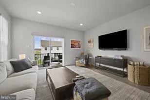 560 Banquet Ln, Frederick, MD 21701 - Photo 13