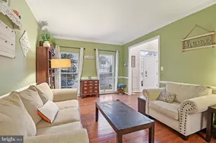 6369 Claridge Dr N, Frederick, MD 21701 - Photo 7