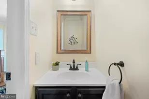 6109 Twain Dr, New Market, MD 21774 - Photo 17