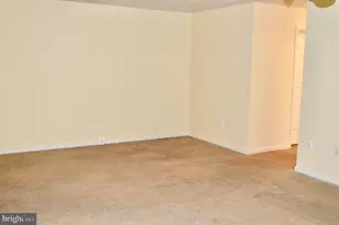 6409 Weatherby Ct, Frederick, MD 21703 - Photo 3