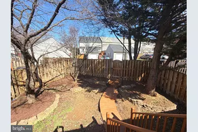 1601 Coopers Way, Frederick, MD 21701 - Photo 3