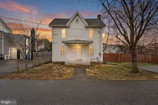 4 Pennsylvania Dr, Walkersville, MD 21793 - Photo 1