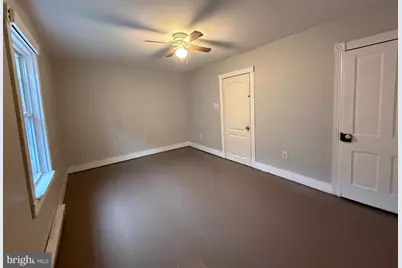 8 S Maple Avenue, Brunswick, MD 21716 - Photo 3