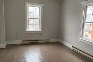 8 S Maple Ave, Brunswick, MD 21716 - Photo 5