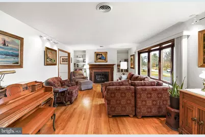 8010 Glendale Drive, Frederick, MD 21702 - Photo 5