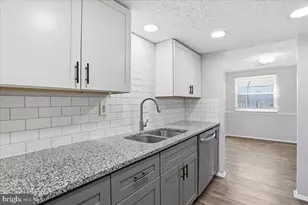 6734 Fallow Hill Ct, Frederick, MD 21703 - Photo 7