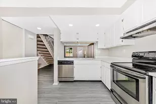 5818 Drawbridge Ct, Frederick, MD 21703 - Photo 9