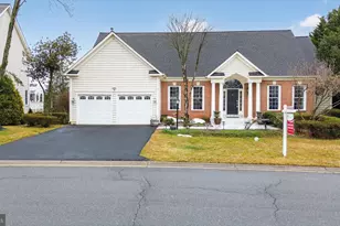 11103 Eagle Trace Dr, New Market, MD 21774 - Photo 3