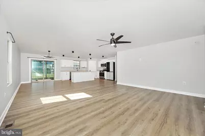 368 Crown Point Drive, Frederick, MD 21702 - Photo 7