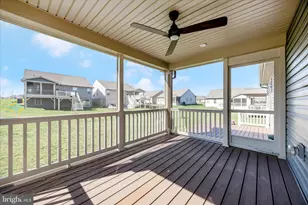 368 Crown Pt Dr, Frederick, MD 21702 - Photo 39