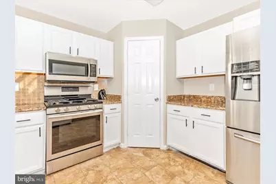 6223 Cliffside Terrace, Frederick, MD 21701 - Photo 11