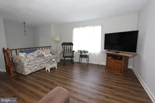 9411 Daysville Ave, Walkersville, MD 21793 - Photo 7