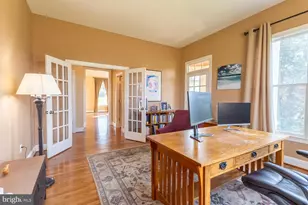 4302 Saratoga Springs Ct, Middletown, MD 21769 - Photo 11