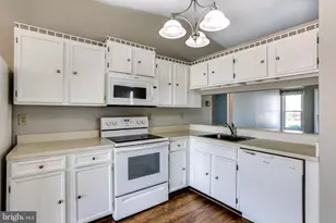 816 Chadwick Cir, Frederick, MD 21701 - Photo 7