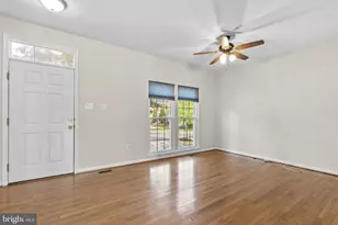 6647 McGrath Pl, Frederick, MD 21703 - Photo 5