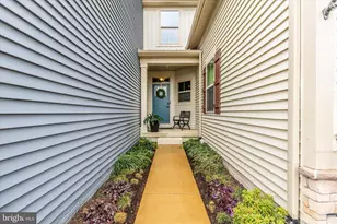 6028 Calla Pl, Frederick, MD 21703 - Photo 3