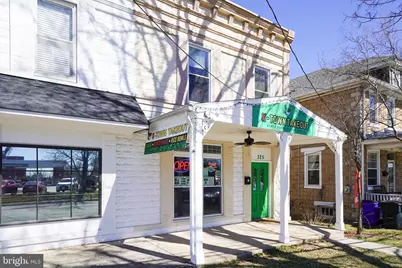 325 W 7th Street, Frederick, MD 21701 - Photo 3