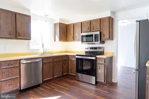 1758 Stonehaven Ln, Frederick, MD 21702 - Photo 9