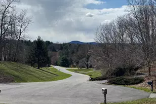 10523 Rolling Green Ct, Clarksburg, MD 20871 - Photo 5