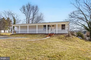 5717 Shaw Dr, Frederick, MD 21704 - Photo 1